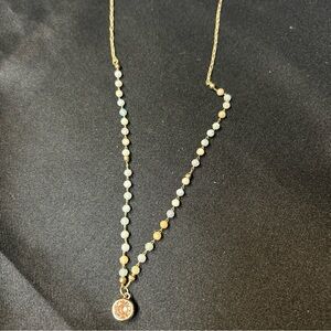 Chic Gold and White Beaded Necklace